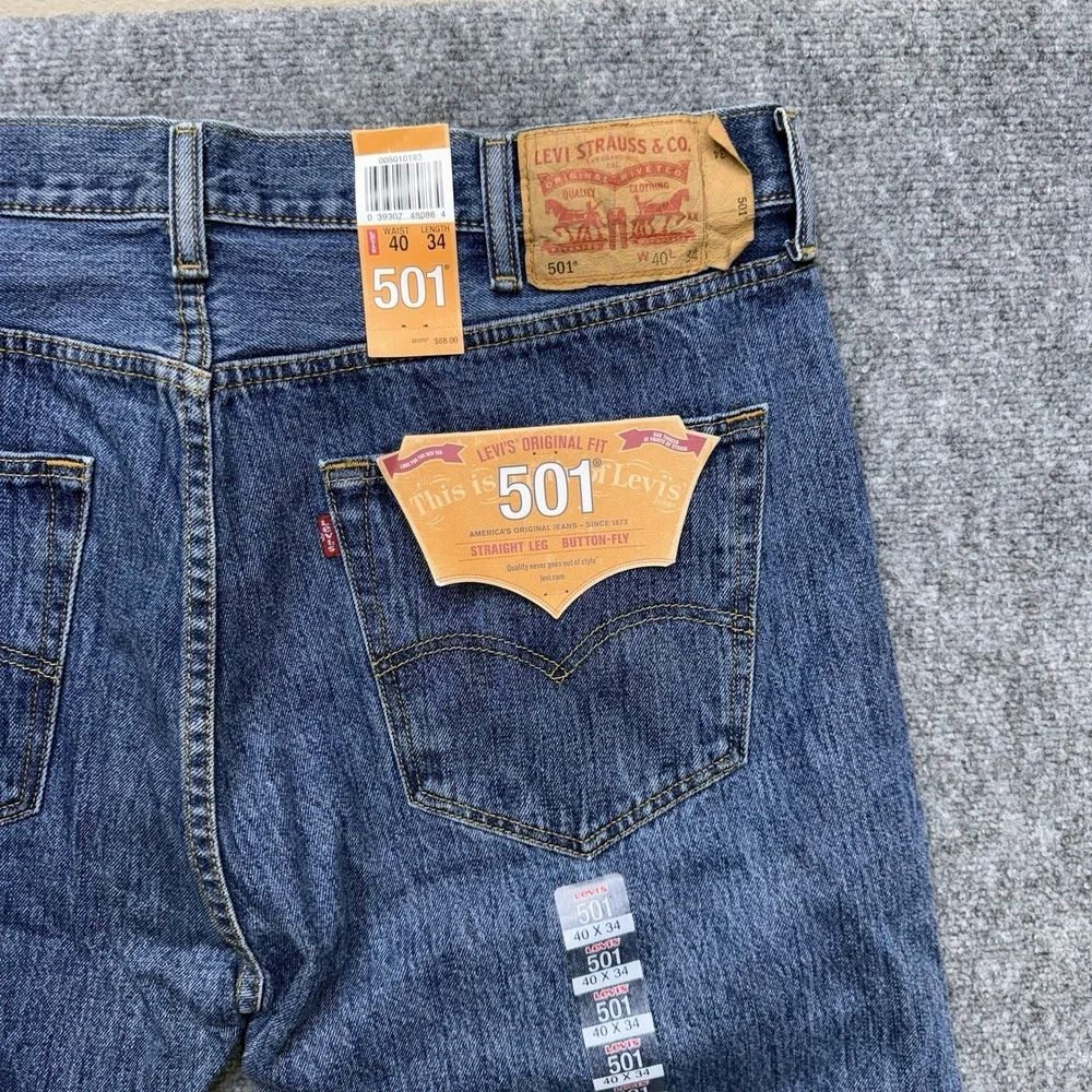 Levi's 501 straight leg button fly jeans men's size 40 40x34